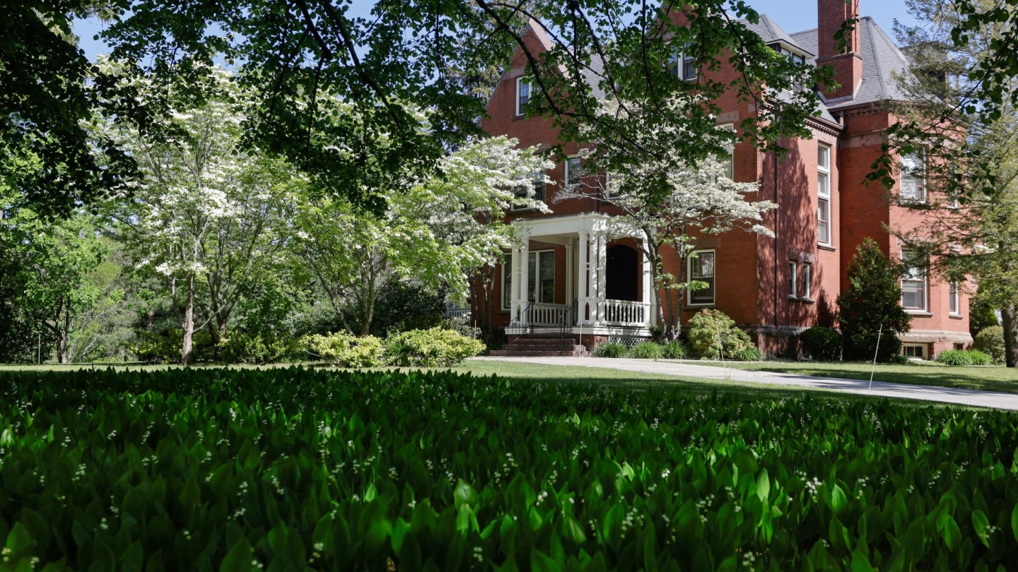 Clinical Programs Department of Psychiatry and Human Behavior